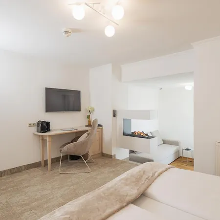 Zellersee 4* 滨湖采尔