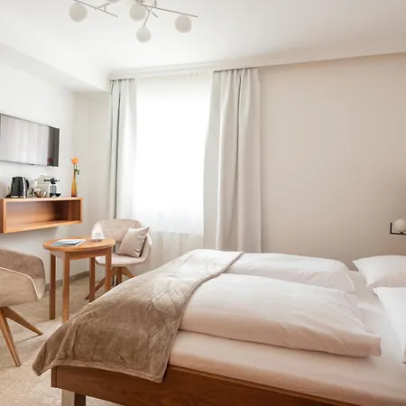 Hotel Zellersee
