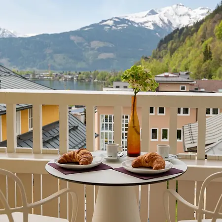 Zellersee Hotel
